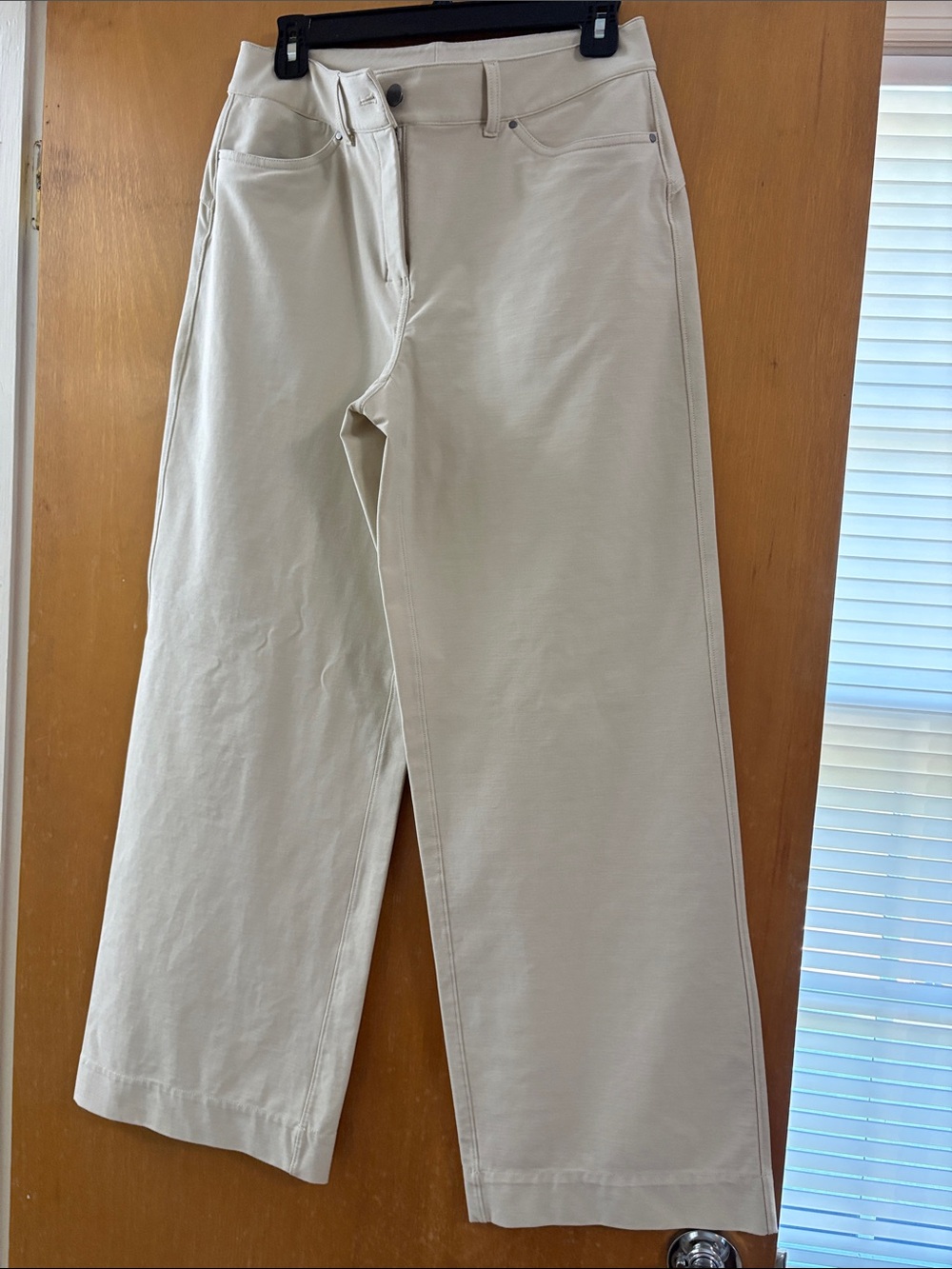 lululemon athletica High-Rise Pants in Light Cream